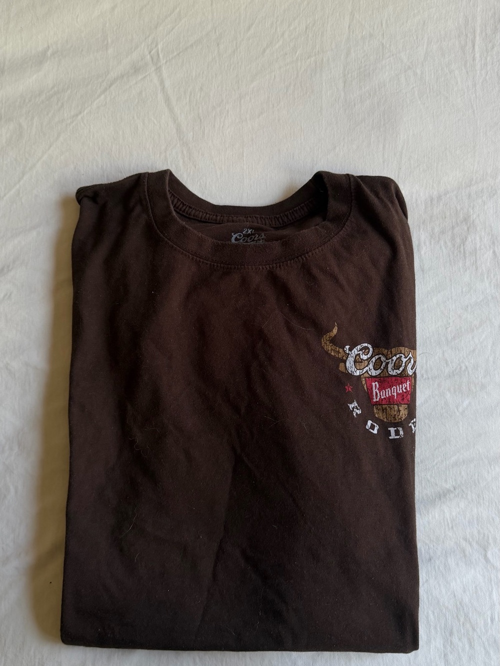 Men’s Coors Banquet Brown Graphic T-Shirt